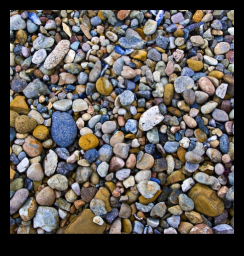 Kāda ir klinšu veidojumu nozīme sauszemes ainavu veidošanā?