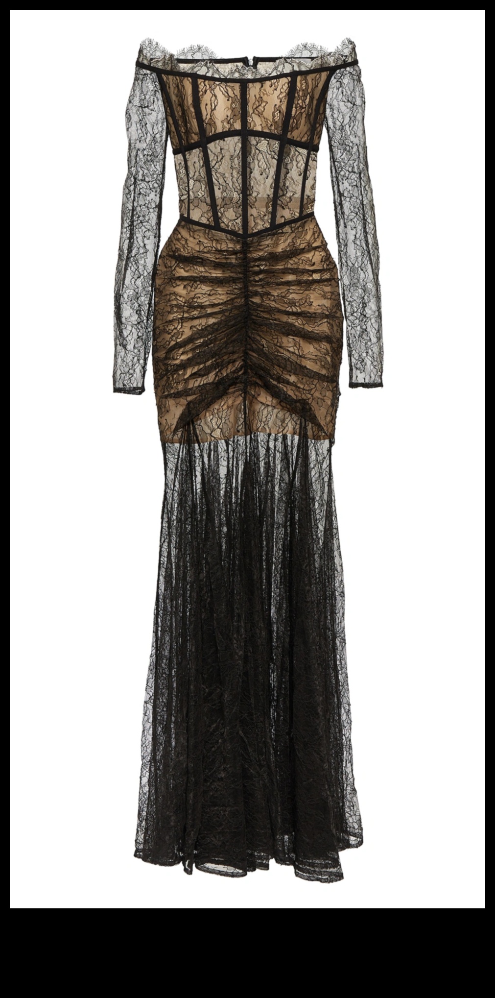 Gothic Glam: izrotājieties tumsas elegancē