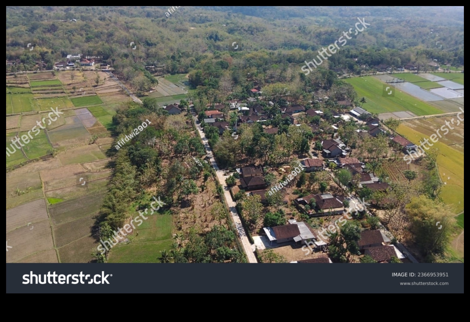 Mūžīgi ciemati: burvīgi skati aiz burzmas