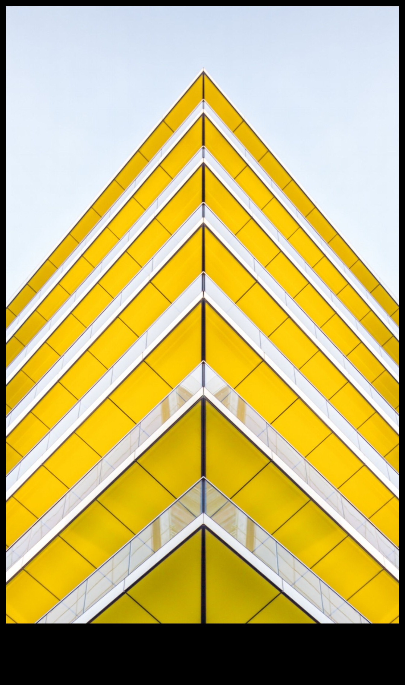 Abstraktās arhitektūras: tēlains dizains fotogrāfijā